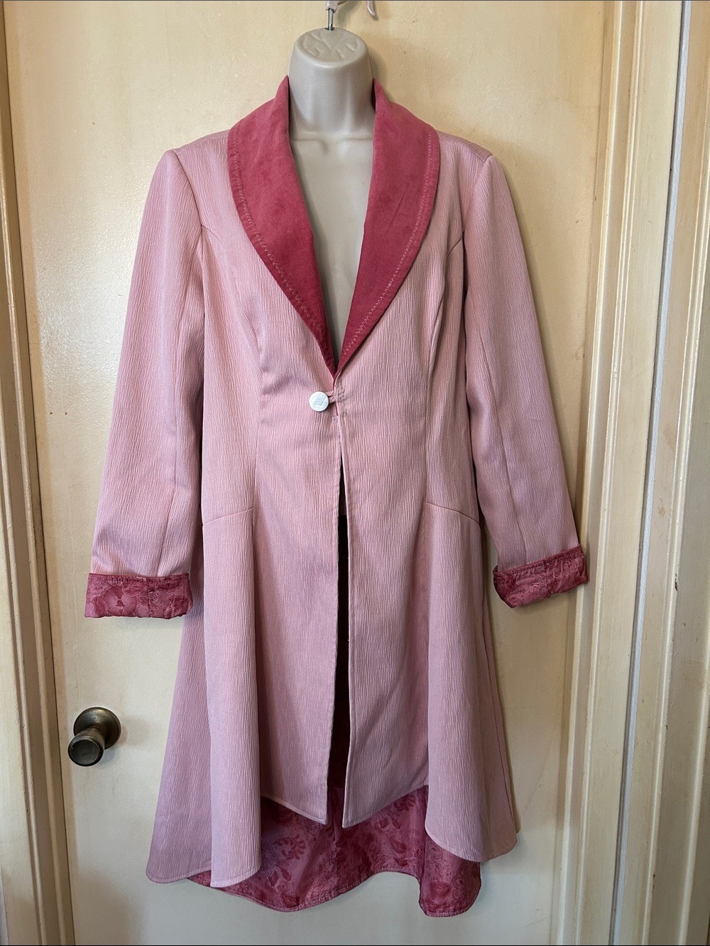 Harry Potter Queenie Goldstein Fantastic Beasts Pink Trench Coat size XL